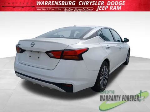 Another view of 2025 Nissan Altima 2.5 SV for sale in Warrensburg, MO at Warrensburg CDJR
