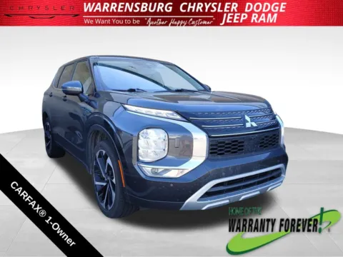 Blue 2024 Mitsubishi Outlander for sale in Warrensburg, MO