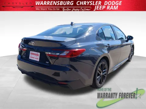 More photos of 2025 Toyota Camry SE at Warrensburg CDJR, MO