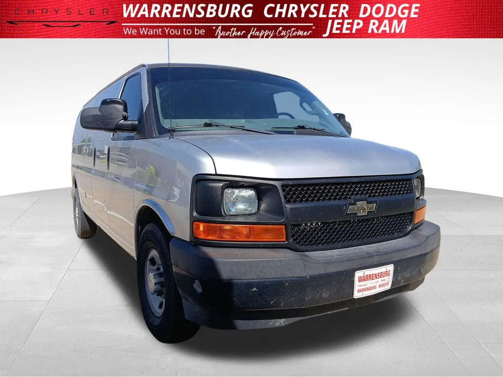 Silver 2017 Chevrolet Express 2500 Work Van for sale in Warrensburg, MO