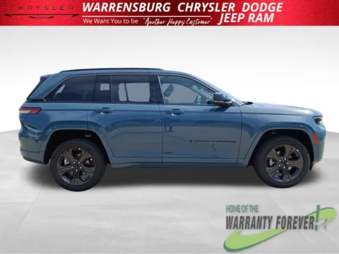 Another view of 2027 Jeep Grand Cherokee Limited Reserve for sale in Warrensburg, MO at Warrensburg CDJR