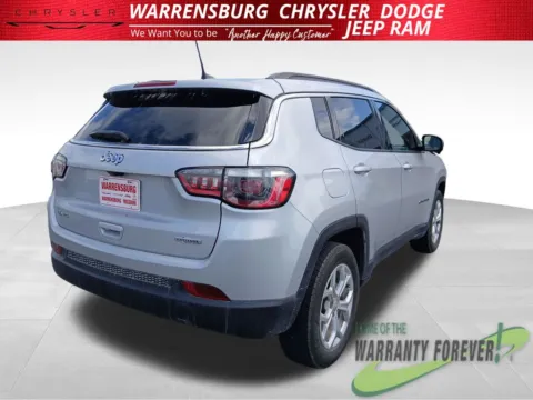 More photos of 2024 Jeep Compass Latitude at Warrensburg CDJR, MO