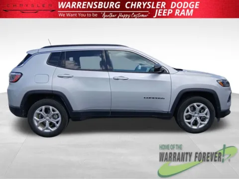 Another view of 2024 Jeep Compass Latitude for sale in Warrensburg, MO at Warrensburg CDJR