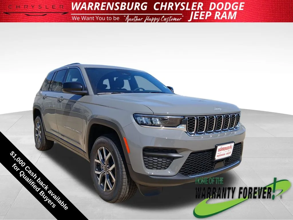 Gray 2027 Jeep Grand Cherokee Laredo for sale in Warrensburg, MO