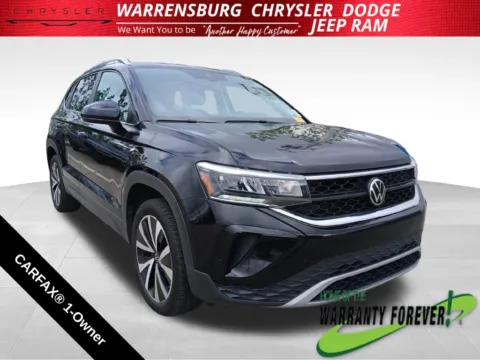Unknown 2024 Volkswagen Taos 1.5T SE for sale in Warrensburg, MO