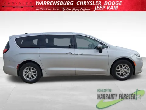 Another view of 2023 Chrysler Pacifica Touring L for sale in Warrensburg, MO at Warrensburg CDJR