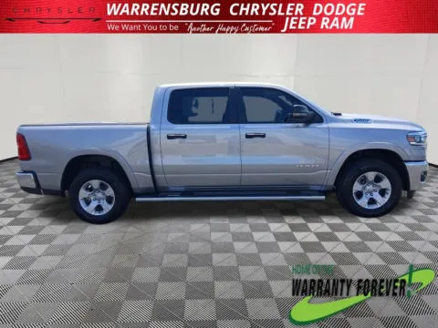 Photos of 2025 Ram 1500 Big Horn/Lone Star for sale in Warrensburg, MO at Warrensburg CDJR