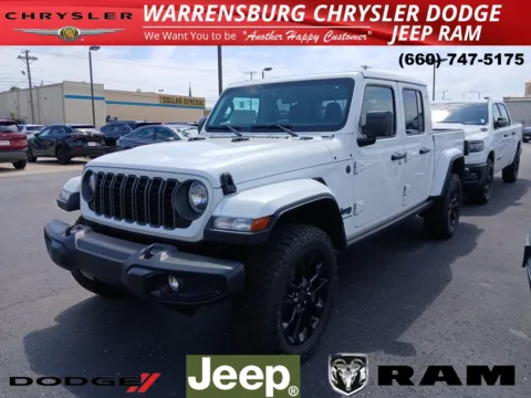 More photos of 2025 Jeep Gladiator Nighthawk at Warrensburg CDJR, MO
