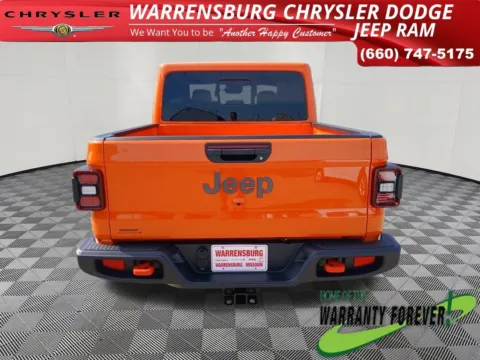More photos of 2025 Jeep Gladiator Mojave at Warrensburg CDJR, MO