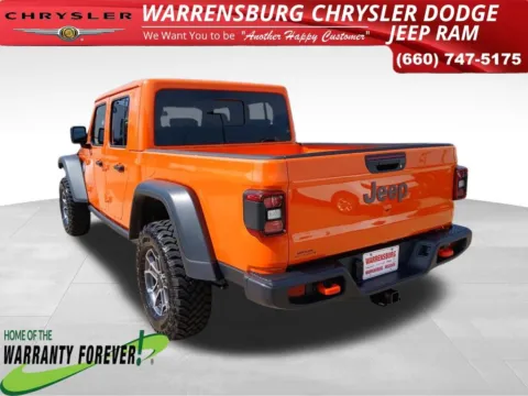 More photos of 2025 Jeep Gladiator Mojave at Warrensburg CDJR, MO