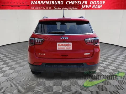 More photos of 2023 Jeep Compass Latitude at Warrensburg CDJR, MO