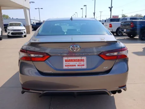 More photos of 2024 Toyota Camry SE at Warrensburg CDJR, MO