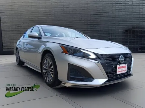 Silver 2023 Nissan Altima 2.5 SV for sale in Warrensburg, MO