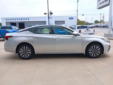 Photos of 2023 Nissan Altima 2.5 SV for sale in Warrensburg, MO at Warrensburg CDJR