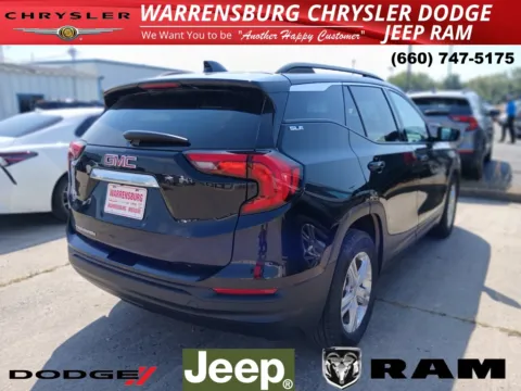 Photos of 2020 GMC Terrain SLE for sale in Warrensburg, MO at Warrensburg CDJR