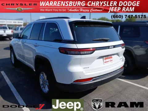 Another view of 2025 Jeep Grand Cherokee Laredo for sale in Warrensburg, MO at Warrensburg CDJR