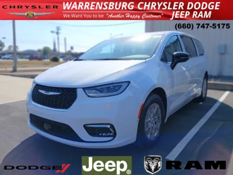 More photos of 2026 Chrysler Pacifica Select at Warrensburg CDJR, MO