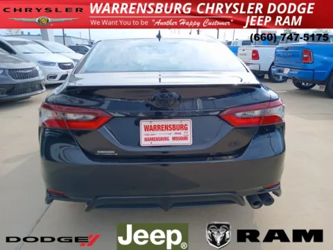 More photos of 2024 Toyota Camry SE at Warrensburg CDJR, MO