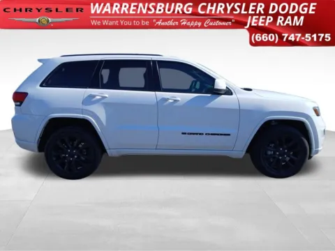 Photos of 2022 Jeep Grand Cherokee WK Laredo X for sale in Warrensburg, MO at Warrensburg CDJR