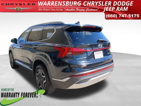 More photos of 2023 Hyundai Santa Fe Limited at Warrensburg CDJR, MO