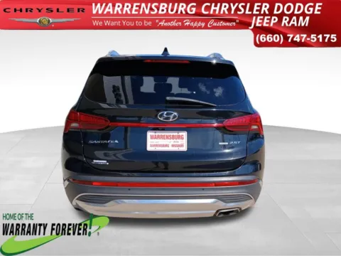 More photos of 2023 Hyundai Santa Fe Limited at Warrensburg CDJR, MO