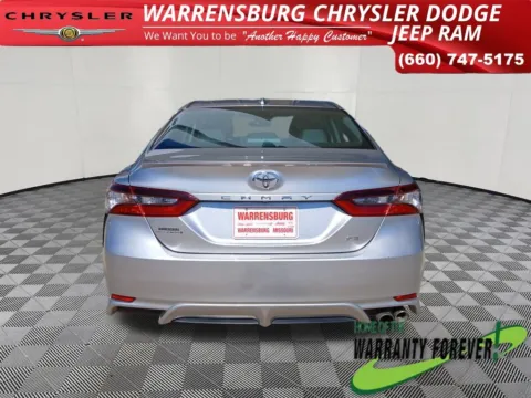 More photos of 2023 Toyota Camry SE at Warrensburg CDJR, MO