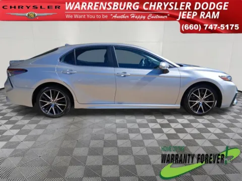 Photos of 2023 Toyota Camry SE for sale in Warrensburg, MO at Warrensburg CDJR