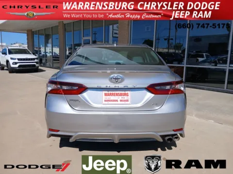 More photos of 2023 Toyota Camry SE at Warrensburg CDJR, MO
