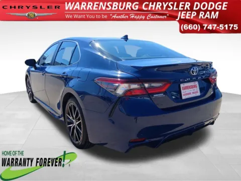 More photos of 2023 Toyota Camry SE at Warrensburg CDJR, MO