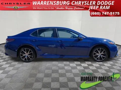 Photos of 2023 Toyota Camry SE for sale in Warrensburg, MO at Warrensburg CDJR