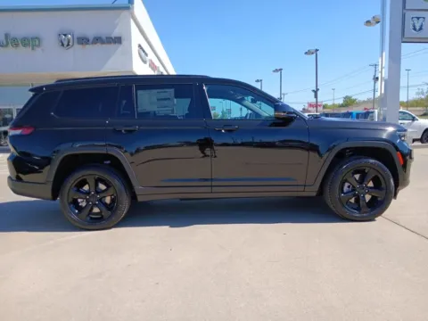Photos of 2025 Jeep Grand Cherokee L Limited for sale in Warrensburg, MO at Warrensburg CDJR