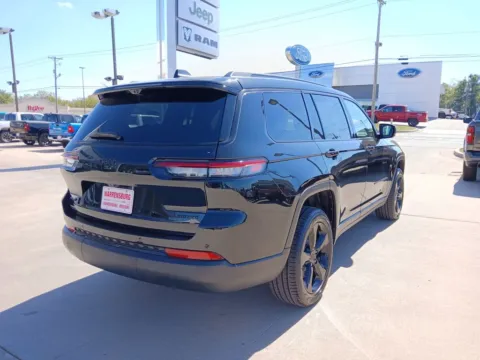 Another view of 2025 Jeep Grand Cherokee L Limited for sale in Warrensburg, MO at Warrensburg CDJR