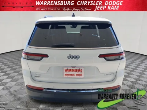 More photos of 2025 Jeep Grand Cherokee L Laredo at Warrensburg CDJR, MO