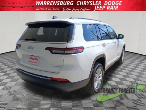 Another view of 2025 Jeep Grand Cherokee L Laredo for sale in Warrensburg, MO at Warrensburg CDJR