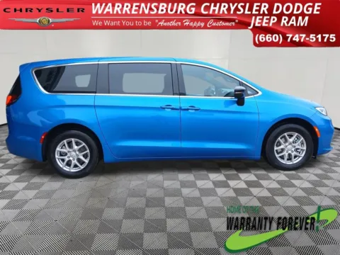 Photos of 2026 Chrysler Pacifica Select for sale in Warrensburg, MO at Warrensburg CDJR