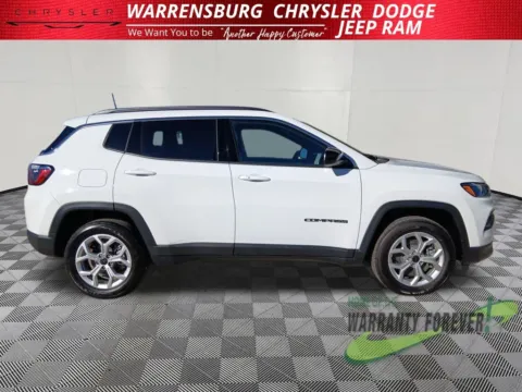 Photos of 2026 Jeep Compass Latitude for sale in Warrensburg, MO at Warrensburg CDJR