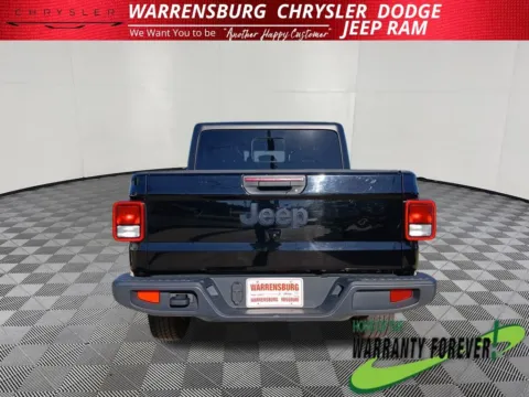 More photos of 2023 Jeep Gladiator Sport S at Warrensburg CDJR, MO