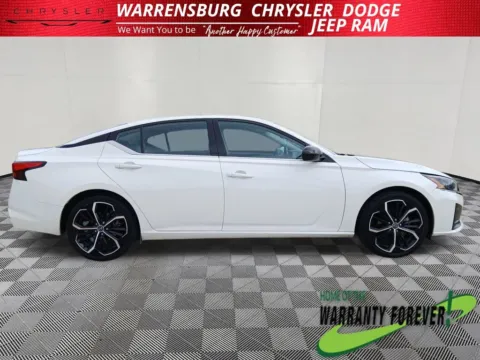 Photos of 2024 Nissan Altima 2.5 SR for sale in Warrensburg, MO at Warrensburg CDJR