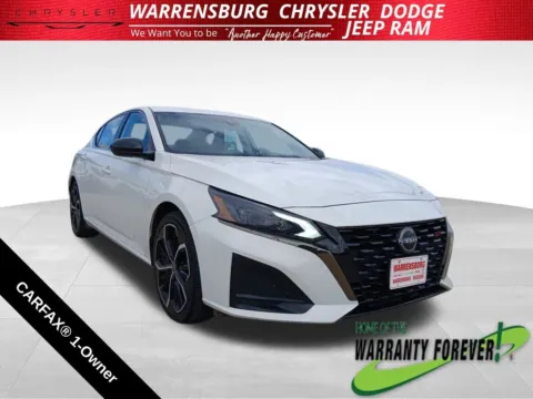 White 2024 Nissan Altima 2.5 SR for sale in Warrensburg, MO