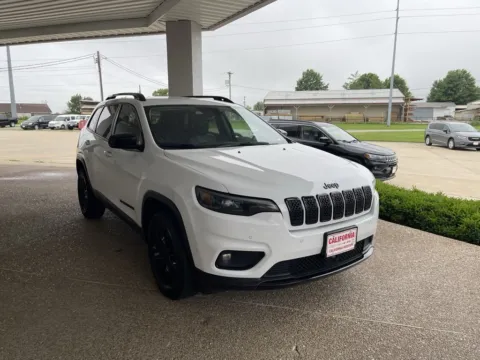 Another view of 2023 Jeep Cherokee Altitude for sale in California, MO at California CDJR