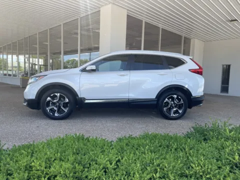 More photos of 2019 Honda CR-V Touring at California CDJR, MO