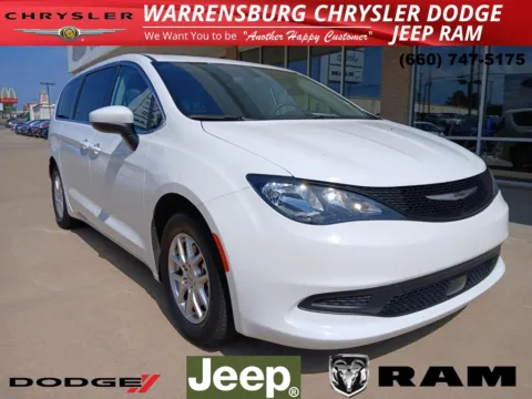 White 2022 Chrysler Voyager LX for sale in Warrensburg, MO