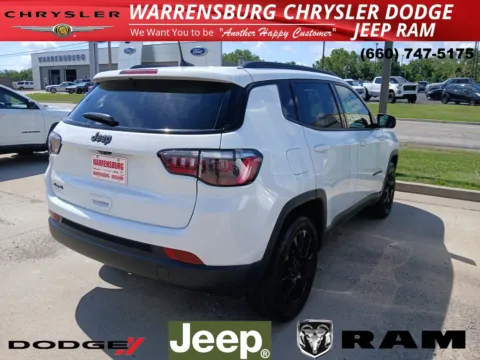 Another view of 2025 Jeep Compass Latitude for sale in Warrensburg, MO at Warrensburg CDJR