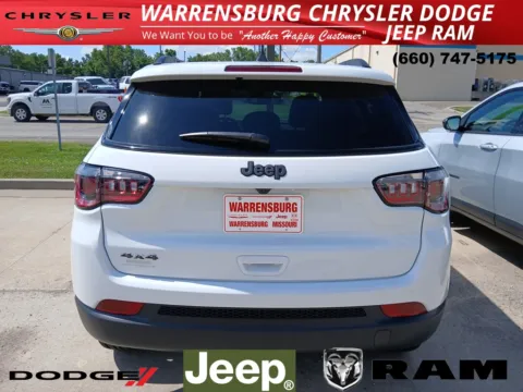 More photos of 2025 Jeep Compass Latitude at Warrensburg CDJR, MO