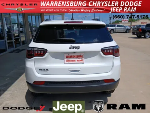 More photos of 2025 Jeep Compass Latitude at Warrensburg CDJR, MO