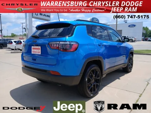 Another view of 2025 Jeep Compass Latitude for sale in Warrensburg, MO at Warrensburg CDJR