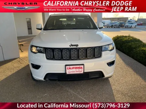 Photos of 2020 Jeep Grand Cherokee Altitude for sale in California, MO at California CDJR