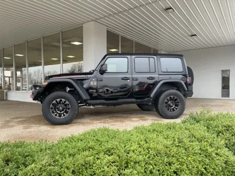 More photos of 2022 Jeep Wrangler Unlimited Rubicon at California CDJR, MO