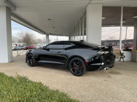 More photos of 2021 Chevrolet Camaro SS at California CDJR, MO