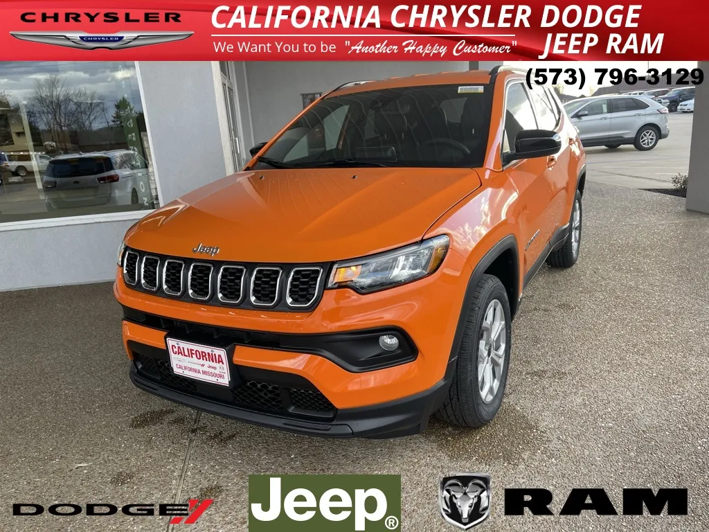 Orange 2026 Jeep Compass Latitude for sale in California, MO